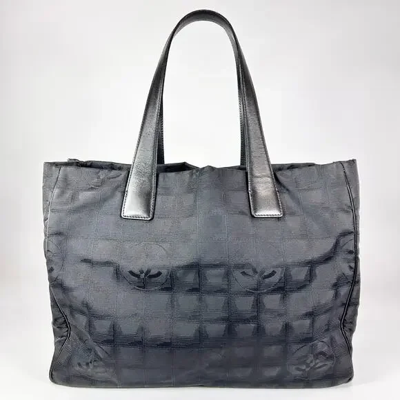 Chanel Nylon Travel Line Tote Bag - Picture 3 of 13